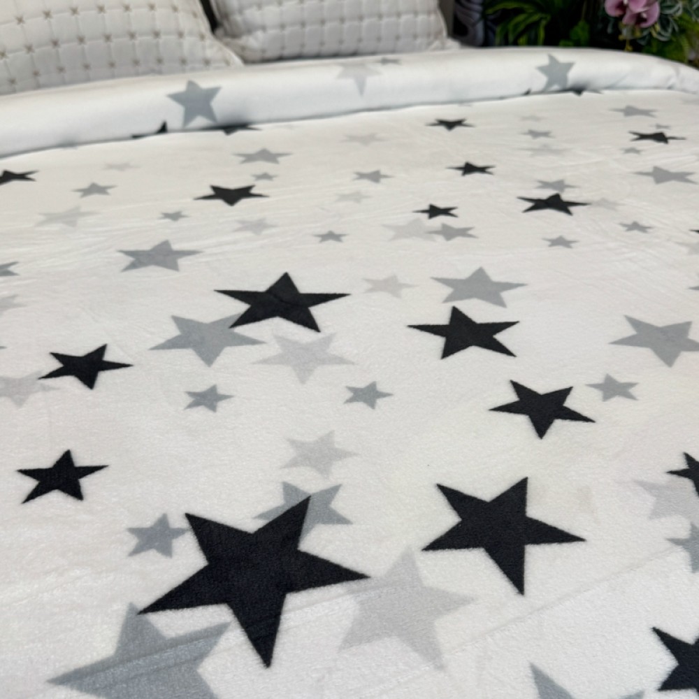 Patura Pufoasa CoCoLiNo (Fleece), 200x230cm, 240gr/mp, Alb, Stelute - Rasfatul Perfect pentru Serile Racoroase — imaginea 4
