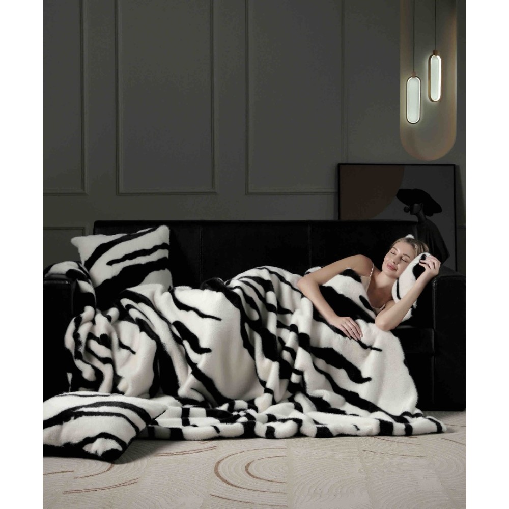 Patura Blanita (Artificiala) de Nurca, Jojo Home, 200x230cm, Alb, Negru – imagine 5