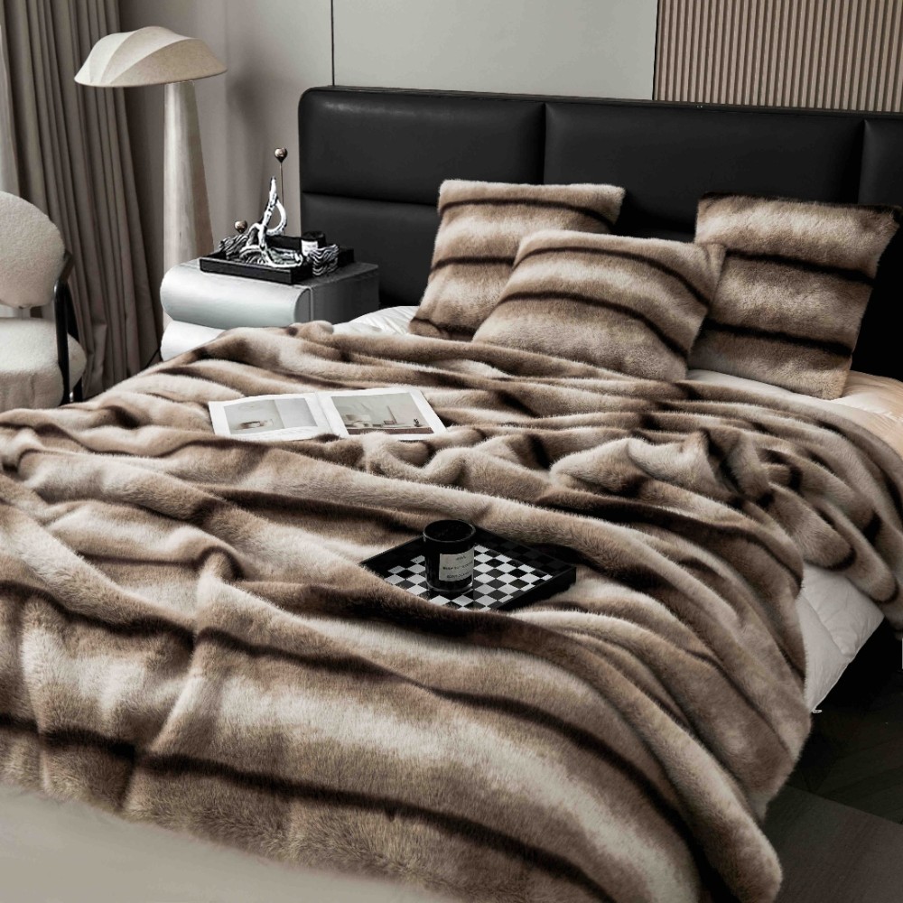 Patura Blanita (Artificiala) de Nurca, Jojo Home, 200x230cm, Bej, Maro, Negru – imagine 2