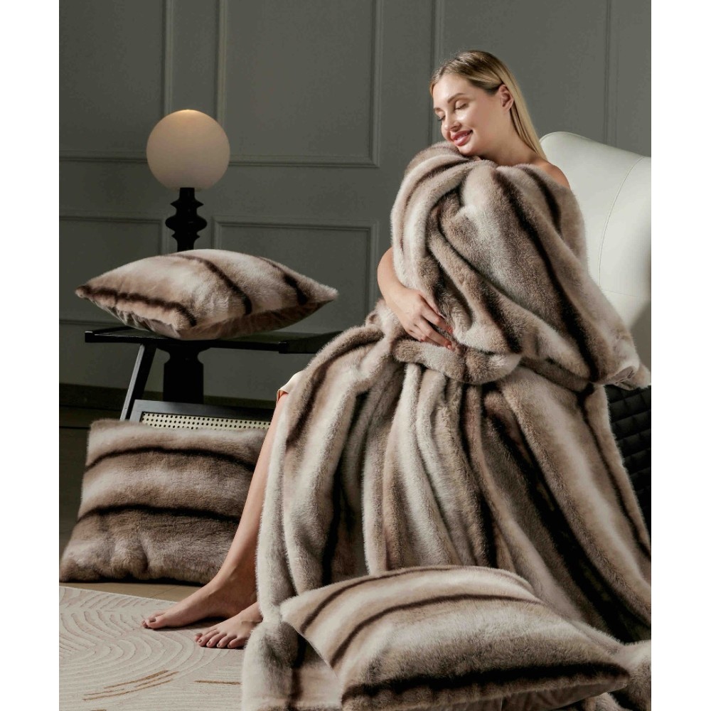 Patura Blanita (Artificiala) de Nurca, Jojo Home, 200x230cm, Bej, Maro, Negru – imagine 8