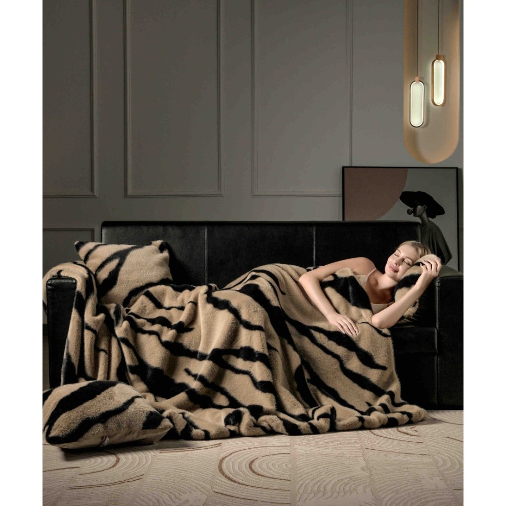 Patura Blanita (Artificiala) de Nurca, Jojo Home, 200x230cm, Bej Nisip, Negru — imaginea 9