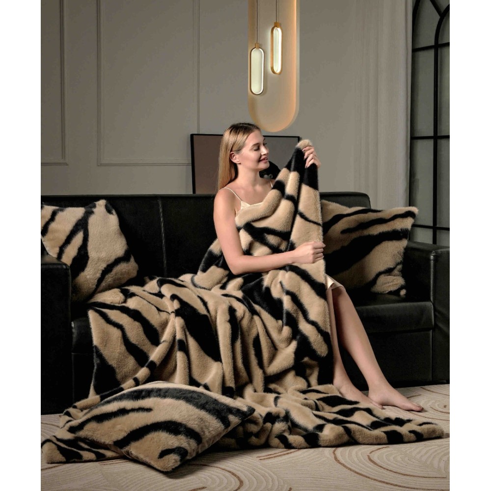 Patura Blanita (Artificiala) de Nurca, Jojo Home, 200x230cm, Bej Nisip, Negru — imaginea 10