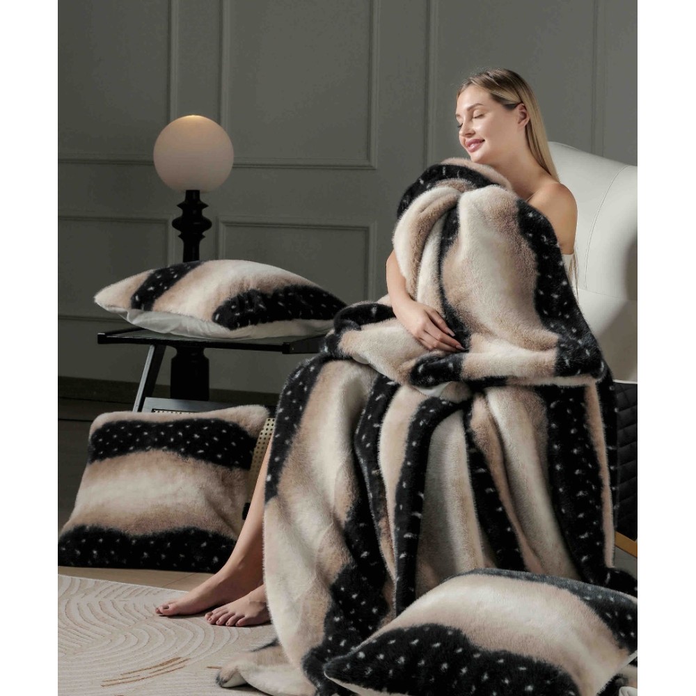 Patura Blanita (Artificiala) de Nurca, Jojo Home, 200x230cm, Crem, Bej, Negru – imagine 7