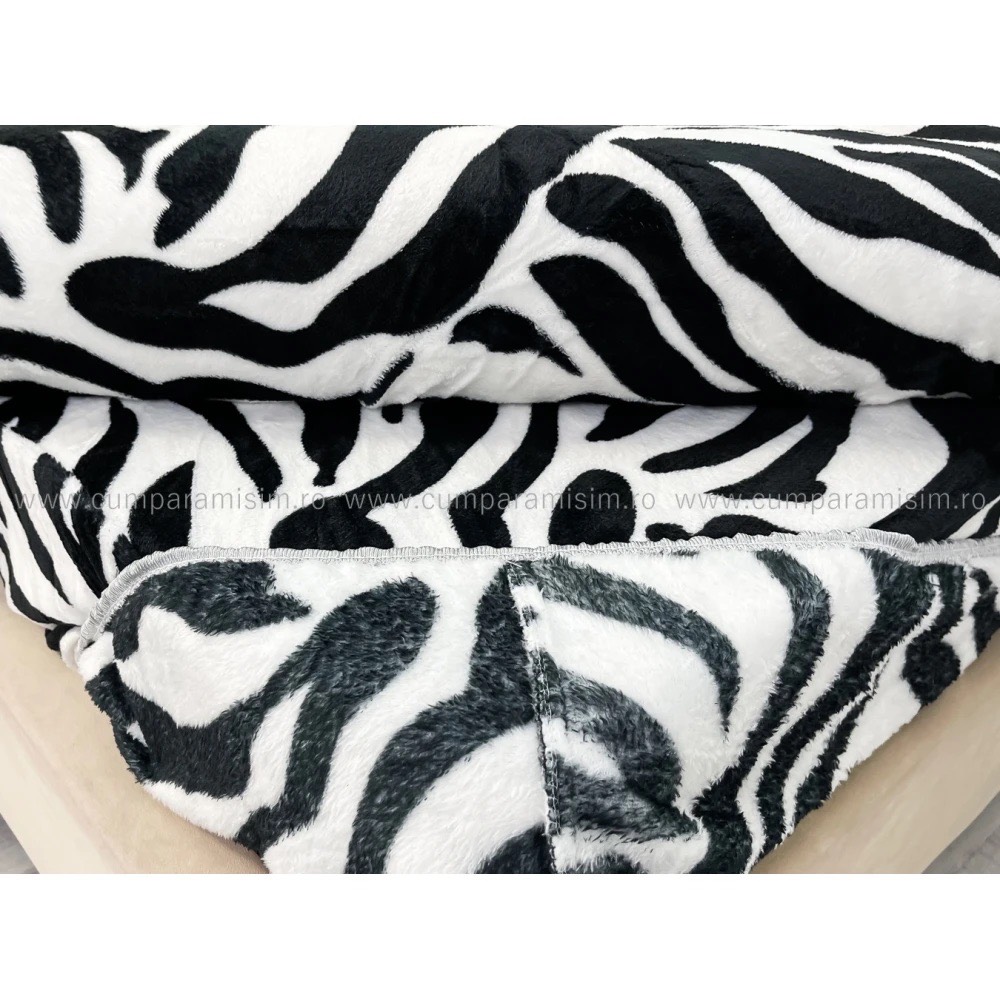 Lenjerie pat dublu, Super Pufoasa COCOLINO,cu ELASTIC, 4 piese, Alb, Negru, Zebra — imaginea 15