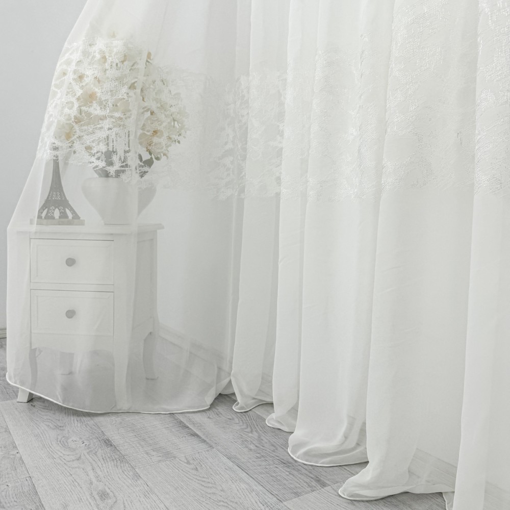 Perdea Evelyn din Voal Brodat, 600cm latime x 242cm inaltime, cu rejansa pentru SINA, model cu frunze, Ivoire – imagine 2