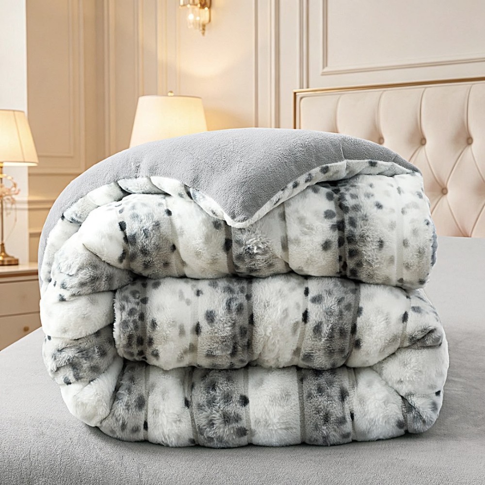 Lenjerie de pat cu Pilota Inclusa, Cearceaf cu Elastic, 6 Piese, Blana de Iepure Artificiala si Catifea, Animal Print, Alb cu Gri deschis — imaginea 5