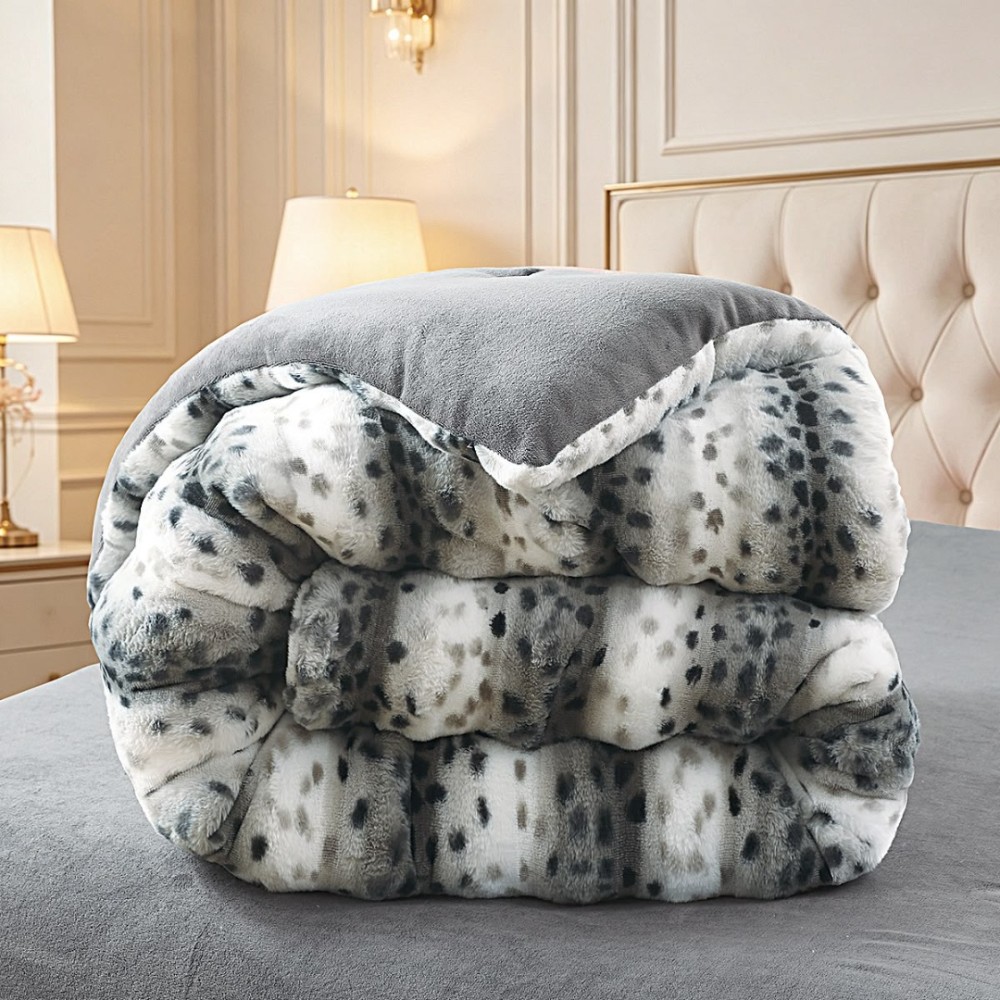Lenjerie de pat cu Pilota Inclusa, Cearceaf cu Elastic, 6 Piese, Blana de Iepure Artificiala si Catifea, Animal Print, Alb cu Gri inchis – imagine 5