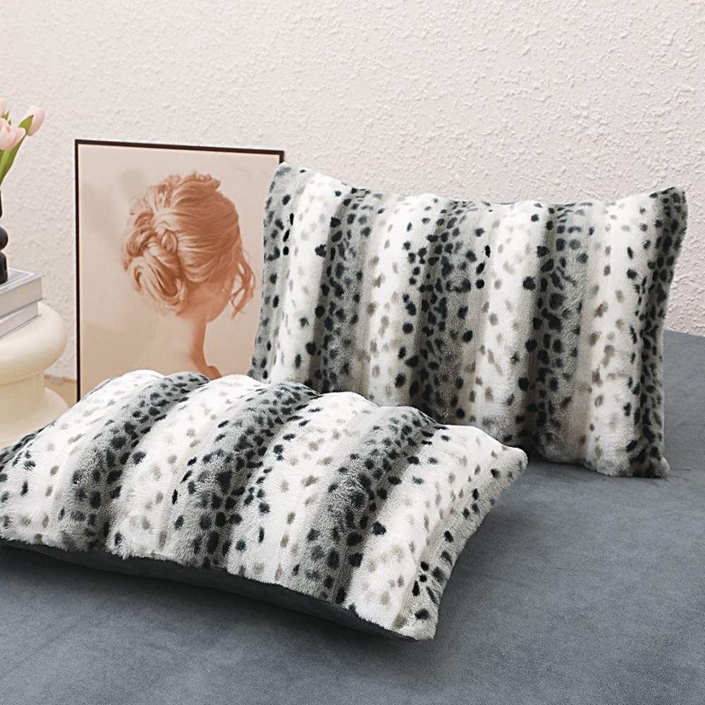 Lenjerie de pat cu Pilota Inclusa, Cearceaf cu Elastic, 6 Piese, Blana de Iepure Artificiala si Catifea, Animal Print, Alb cu Gri inchis – imagine 8