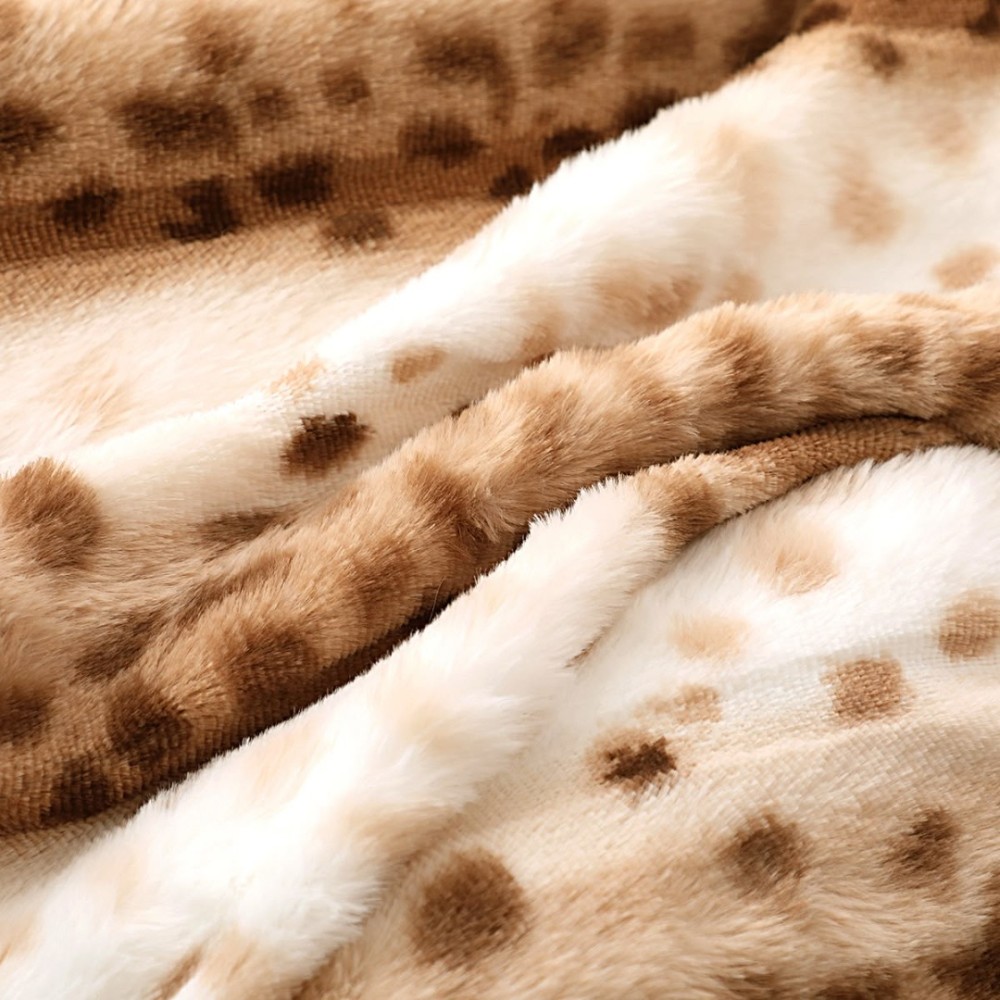 Lenjerie de pat cu Pilota Inclusa, Cearceaf cu Elastic, 6 Piese, Blana de Iepure Artificiala si Catifea, Animal Print, Alb cu Bej — imaginea 10