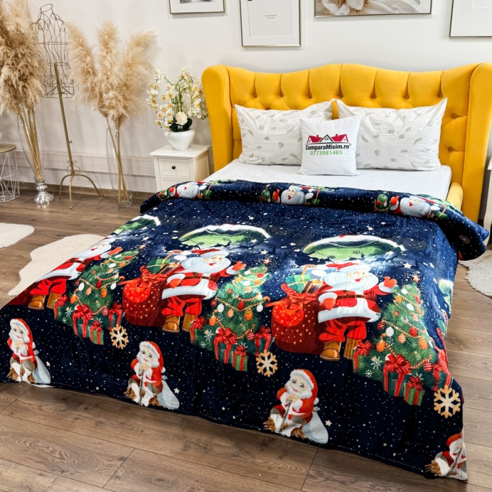 Patura pufoasa cocolino 200x230cm, 240g/mp, Albastru, Mos Craciun langa Brad — imaginea 2