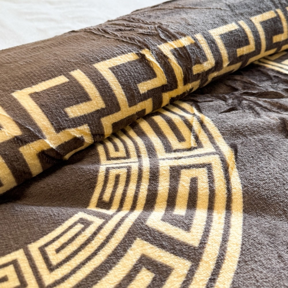 Patura pufoasa cocolino 200x230cm, 240g/mp, Maro, Model Greek – imagine 4
