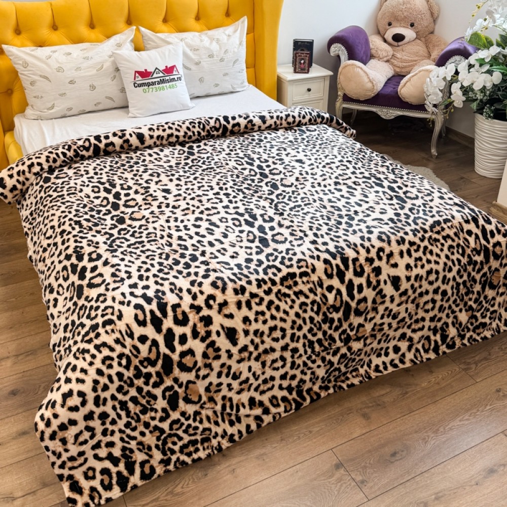 Patura pufoasa cocolino 200x230cm, 240g/mp, Crem, Maro, Animal Print — imaginea 3