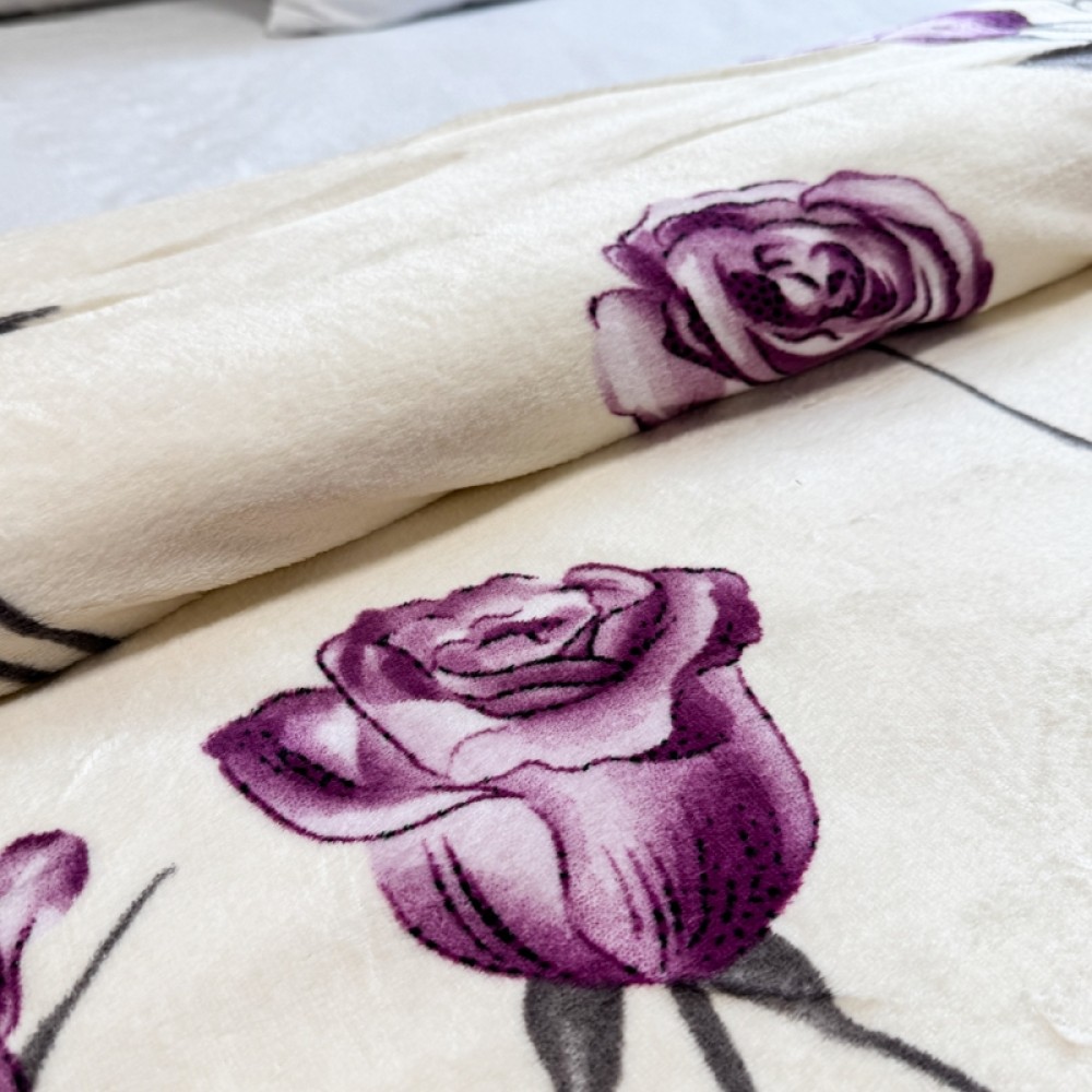 Patura pufoasa cocolino 200x230cm, 240g/mp, Crem, Trandafiri Mov — imaginea 4