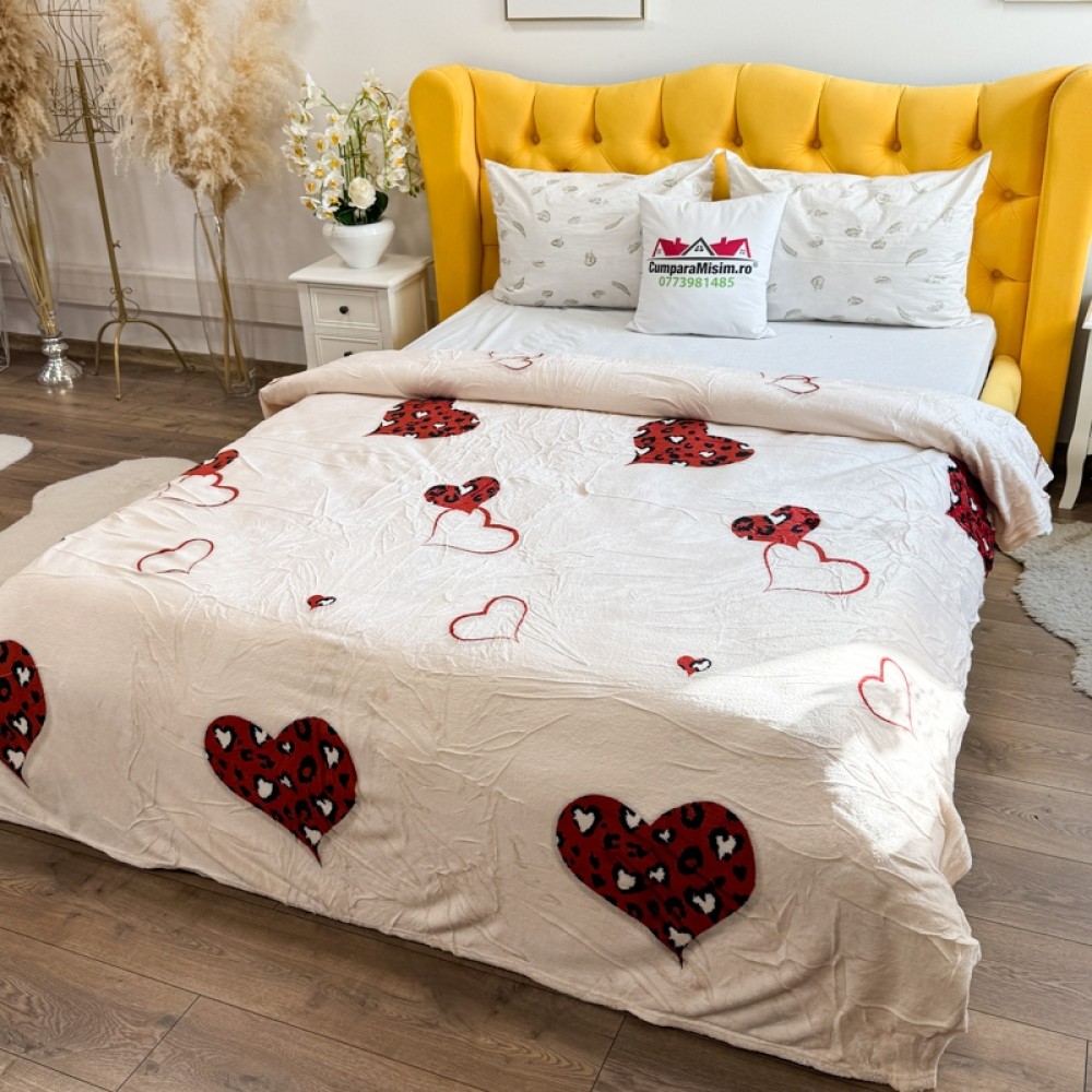 Patura pufoasa cocolino 200x230cm, 240g/mp, Crem, Inimioare – imagine 2