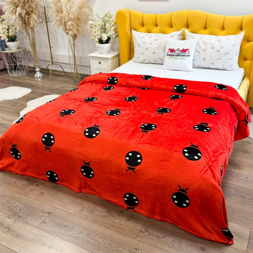 Patura pufoasa cocolino 200x230cm, 240g/mp, Rosu, Gargarite — imaginea 2