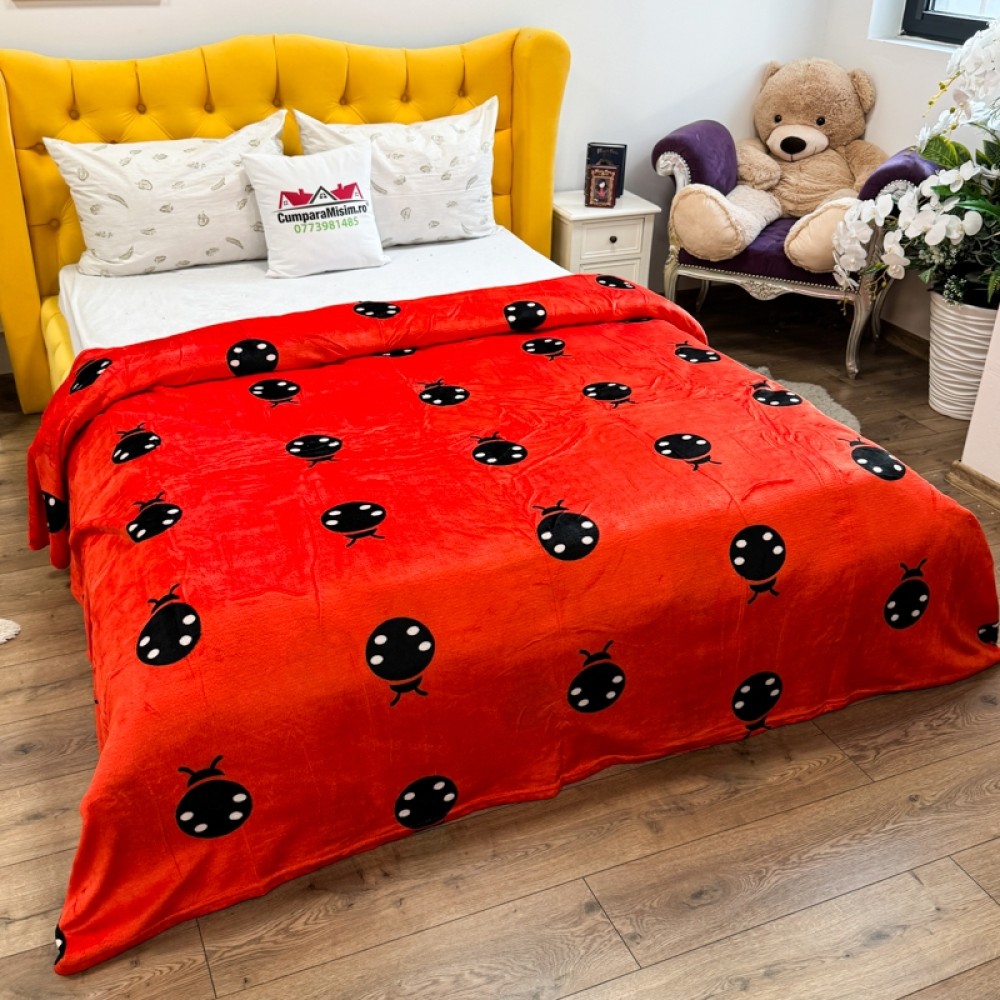 Patura pufoasa cocolino 200x230cm, 240g/mp, Rosu, Gargarite — imaginea 3