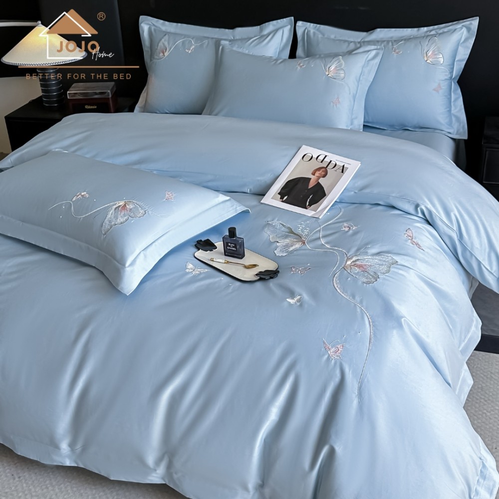 Lenjerie de Pat Premium Satin Deluxe cu Broderie Eleganta, Bumbac 100%, 4 Piese - Finete, Luciu Discret si Confort Superior, Blue, Butterflies – imagine 2