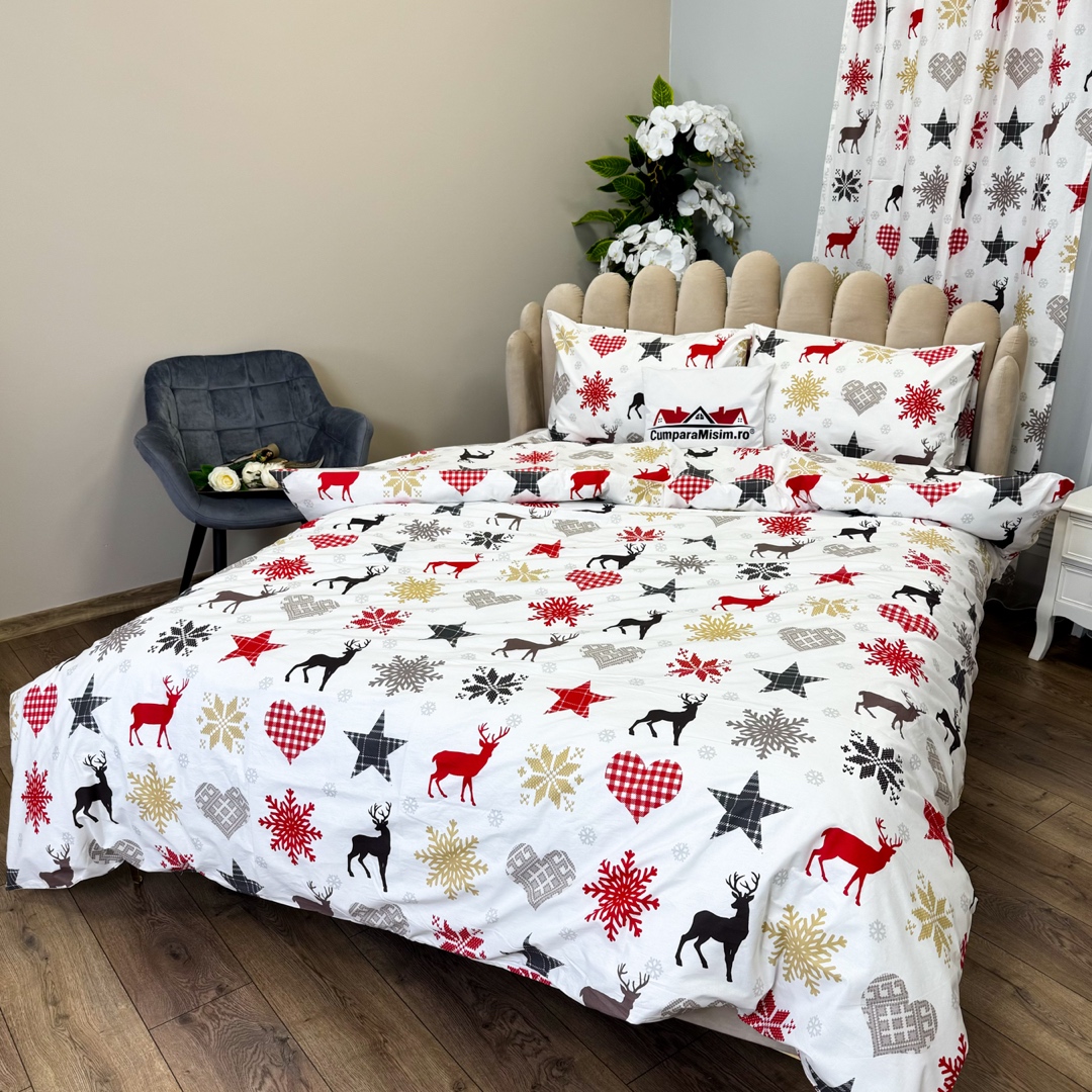 Set Lenjerie Pat Dublu Craciun 4 Piese + 2 Draperii 150x235cm din Bumbac Ranforsat – Confort si Eleganta, Fabricat in Romania, Alb, Rosu, Gri, Galben, Reni, Stelute, Inimioare, Fulgi de Nea - 3 | YEO