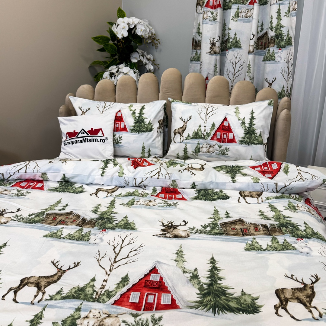 Poze Set Lenjerie Pat Dublu Craciun 4 Piese + 2 Draperii 150x235cm din Bumbac Ranforsat – Confort si Eleganta, Fabricat in Romania, Bleu, Verde, Rosu, peisaj montan de iarna, brazi, cabane, cerbi cumparamisim.ro