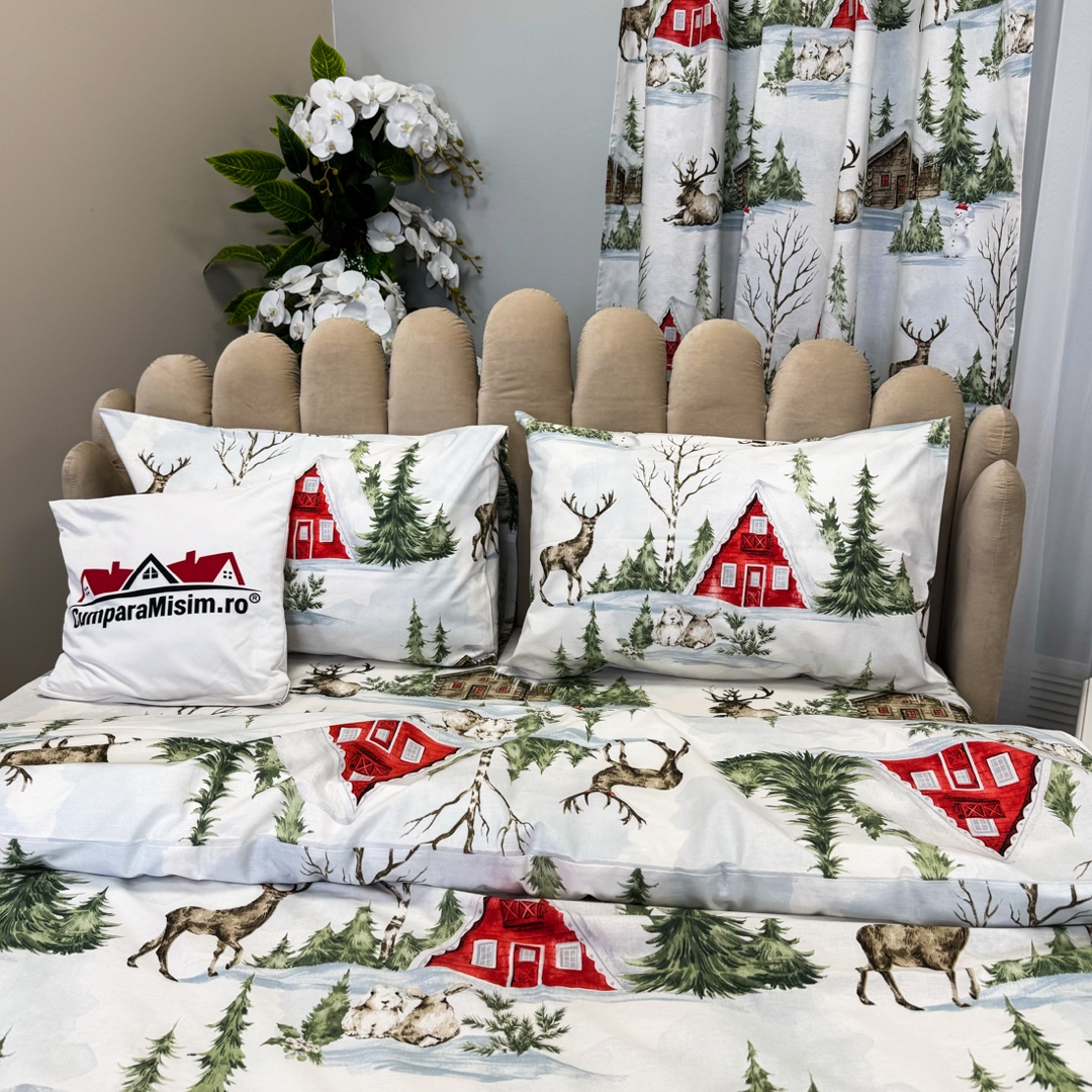 Poze Set Lenjerie Pat Dublu Craciun 4 Piese + 2 Draperii 150x235cm din Bumbac Ranforsat – Confort si Eleganta, Fabricat in Romania, Bleu, Verde, Rosu, peisaj montan de iarna, brazi, cabane, cerbi cumparamisim.ro