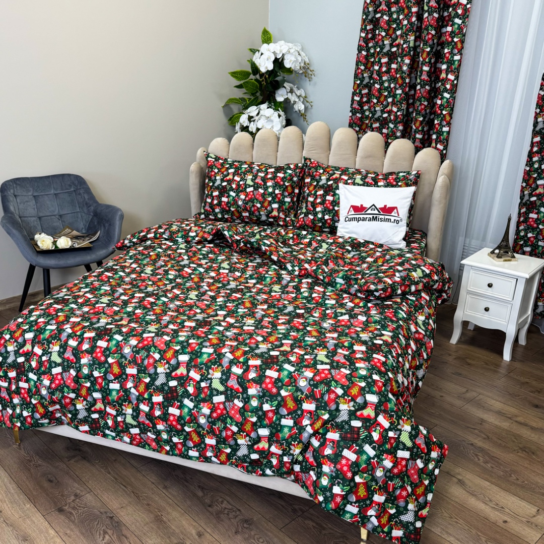 Poze Set Lenjerie Pat Dublu Craciun 4 Piese + 2 Draperii 150x235cm din Bumbac Ranforsat – Confort si Eleganta, Fabricat in Romania, Verde, ciorapii, fulgi de nea cumparamisim.ro