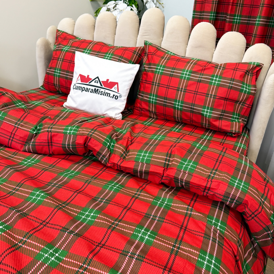 Poze Set Lenjerie Pat Dublu Craciun 4 Piese + 2 Draperii 150x235cm din Bumbac Ranforsat – Confort si Eleganta, Fabricat in Romania,Rosu, Verde, Carouri cumparamisim.ro