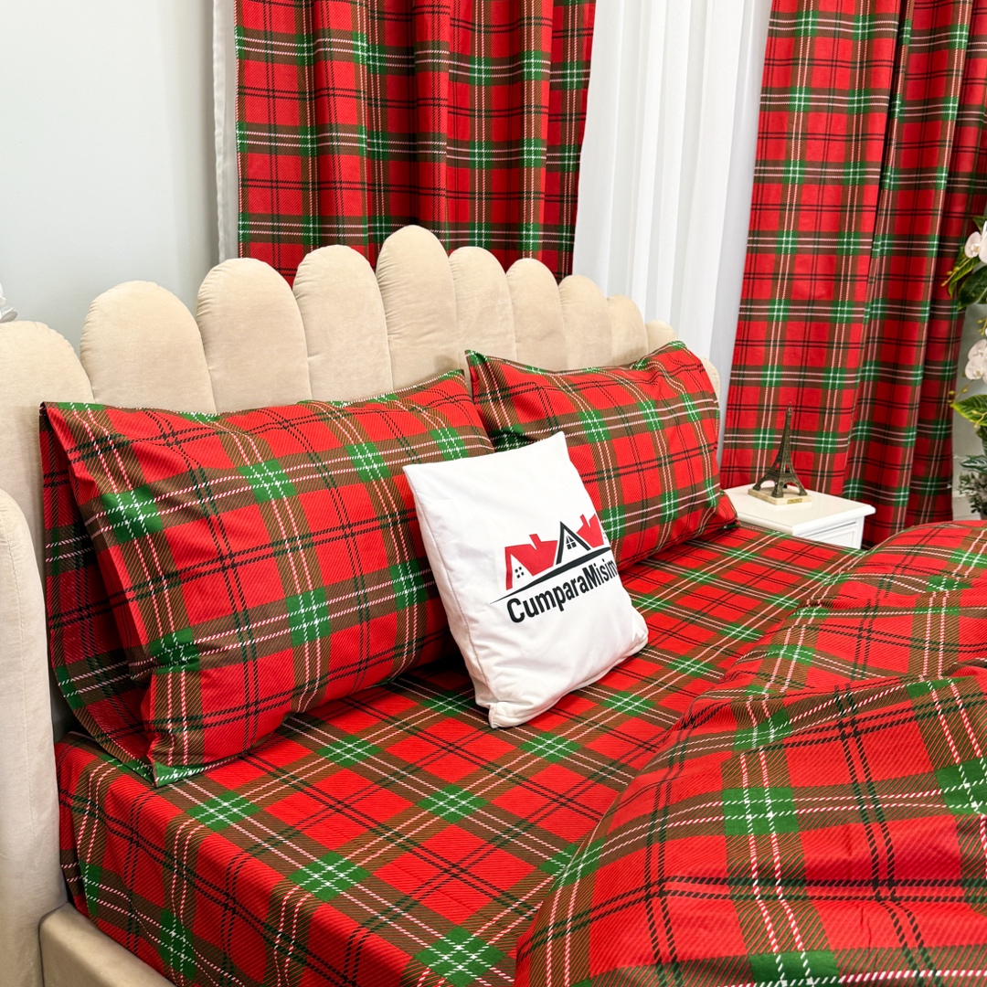 Poze Set Lenjerie Pat Dublu Craciun 4 Piese + 2 Draperii 150x235cm din Bumbac Ranforsat – Confort si Eleganta, Fabricat in Romania,Rosu, Verde, Carouri cumparamisim.ro