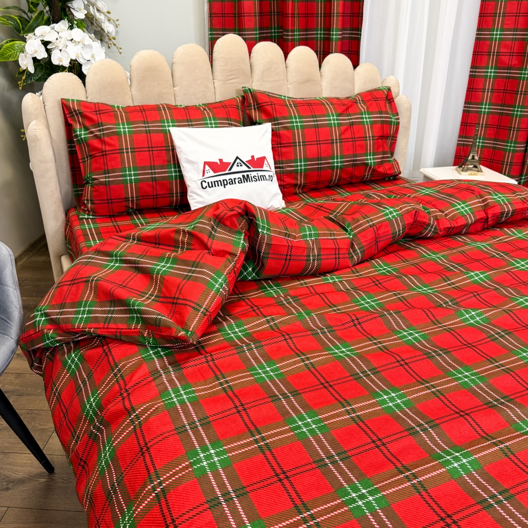 Poze Set Lenjerie Pat Dublu Craciun 4 Piese + 2 Draperii 150x235cm din Bumbac Ranforsat – Confort si Eleganta, Fabricat in Romania,Rosu, Verde, Carouri cumparamisim.ro