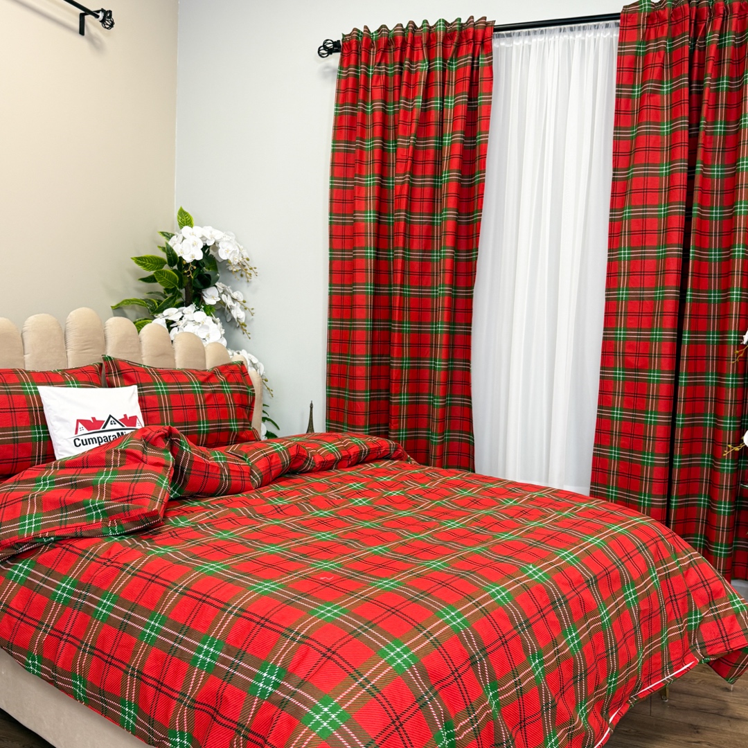 Poze Set Lenjerie Pat Dublu Craciun 4 Piese + 2 Draperii 150x235cm din Bumbac Ranforsat – Confort si Eleganta, Fabricat in Romania,Rosu, Verde, Carouri cumparamisim.ro