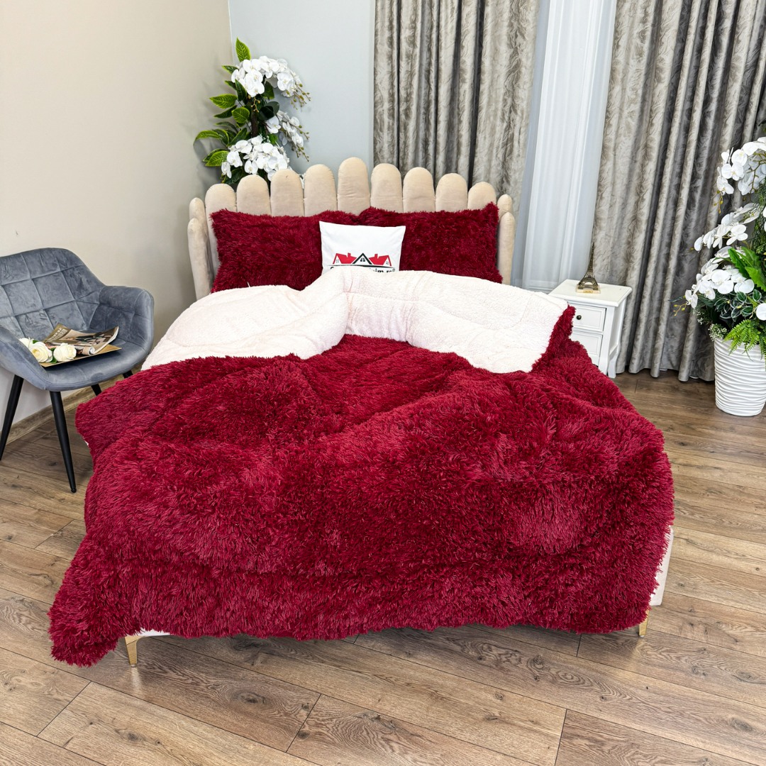 Pilota CoCoLiNo Fluffy, cu Blanita tip Sherpa, Alba, 200x230cm + 2 fete de perna 50x70cm, matlasata, Visiniu - 4 | YEO