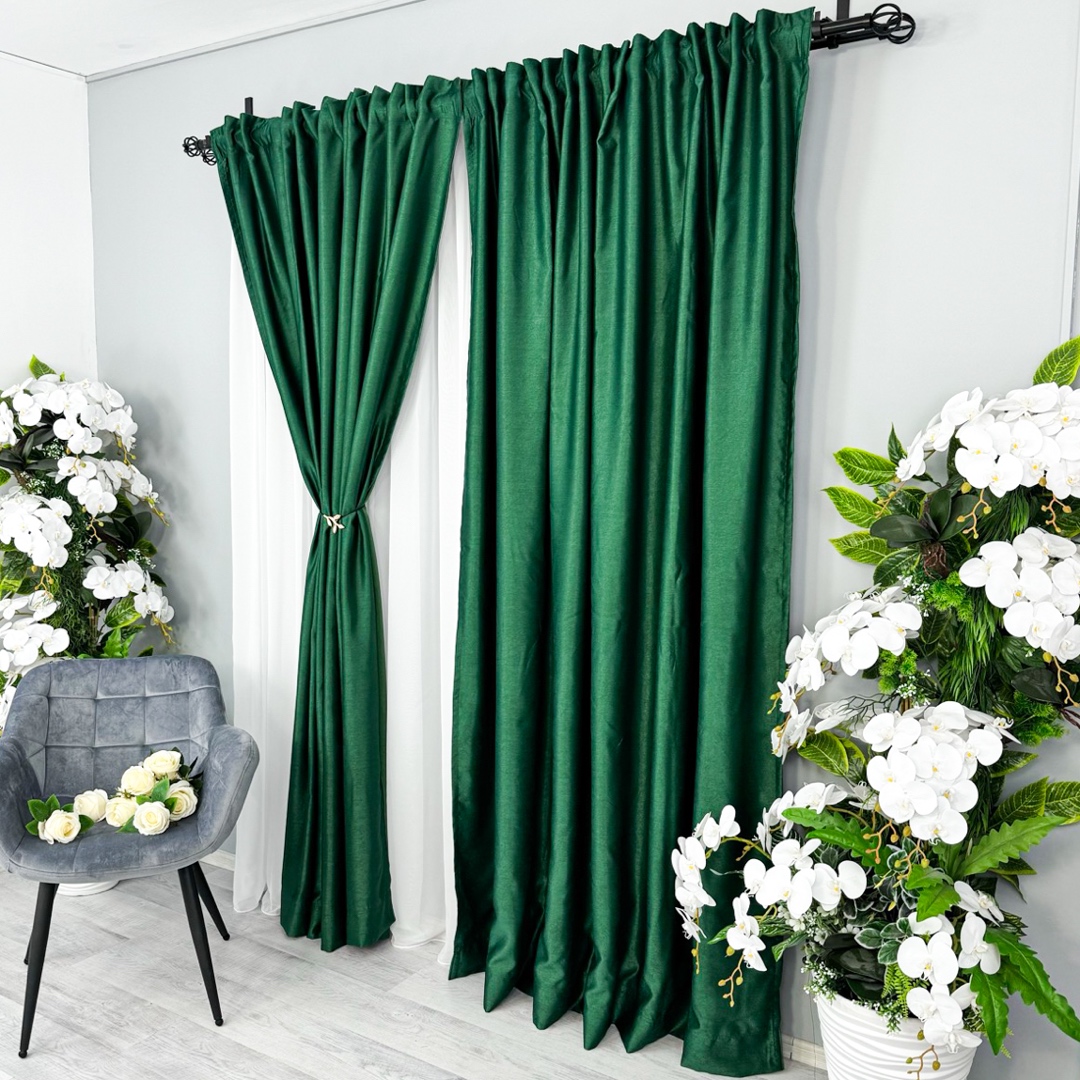 Draperie Soft Touch, cu Aspect Fin si Tenta Satinata, 140cm latime x 260cm inaltime, cu TIV LAT, Verde Smarald - 1 | YEO