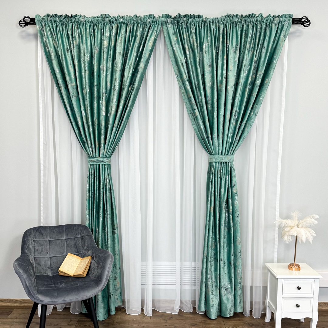 Draperie Catifea Asama cu insertii aurii, 140cm latime x 260cm inaltime, cu TIV LAT, Menta - V21 - 1 | YEO