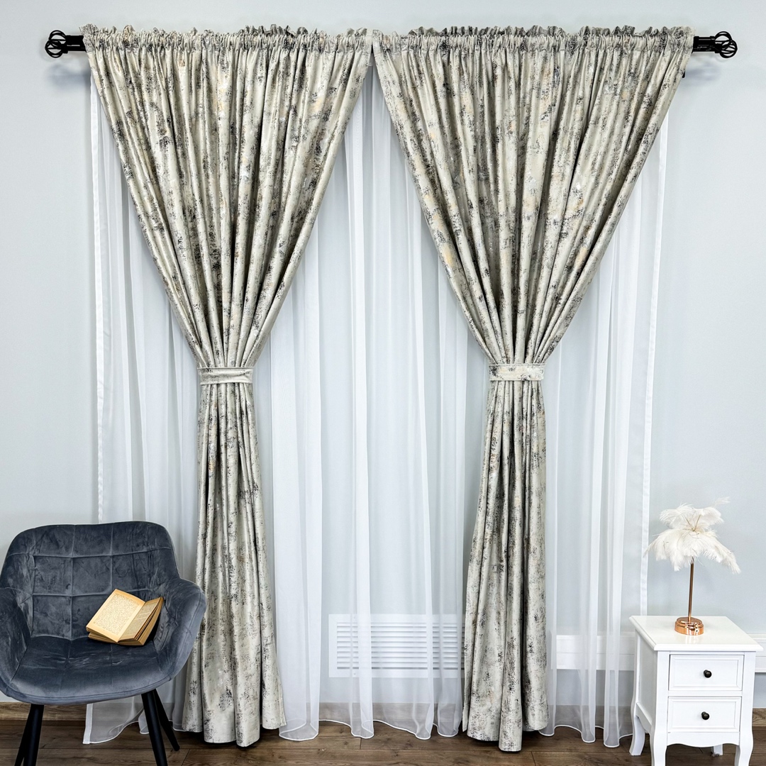 Draperie Catifea Asama cu insertii aurii, 140cm latime x 260cm inaltime, cu TIV LAT, Crem - V33 - 1 | YEO