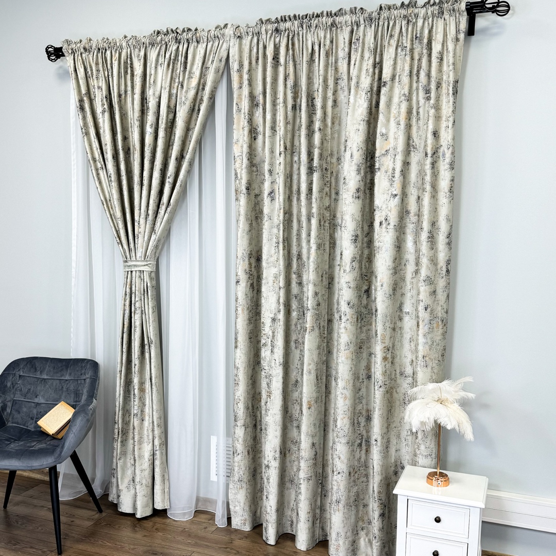 Draperie Catifea Asama cu insertii aurii, 140cm latime x 260cm inaltime, cu TIV LAT, Crem - V33 - 2 | YEO