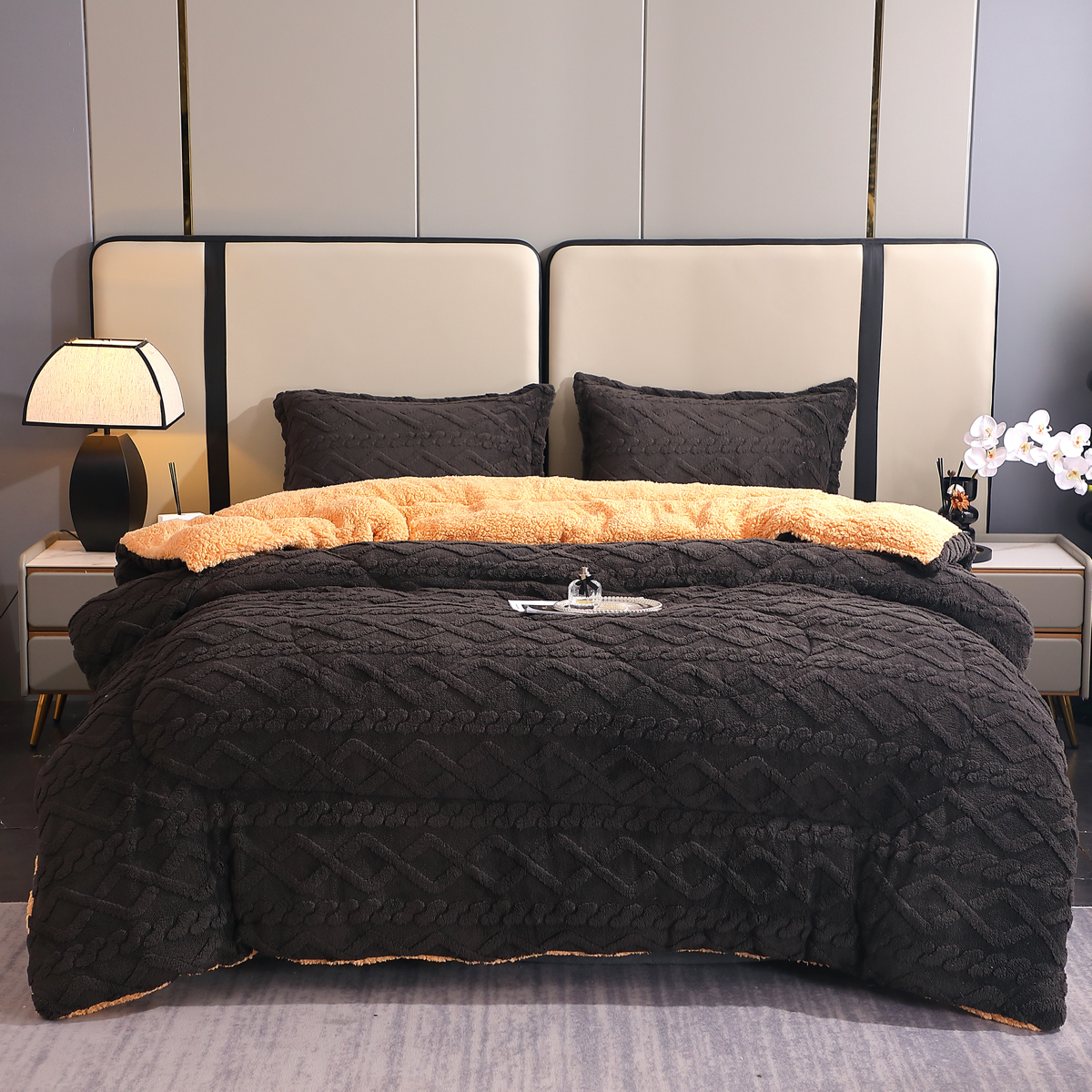 Pilota CoCoLiNo Sherpa tip Tricotaj cu blanita bej, matlasata, 200x230cm + 2 fete de perna 50x70cm, negru