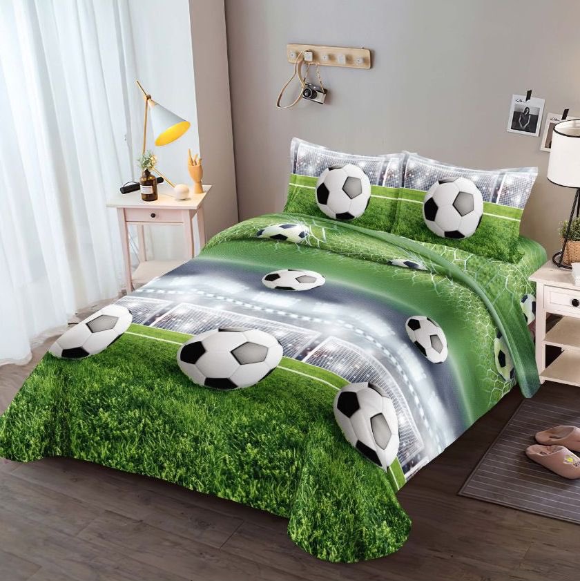 (OFERTA 3 la 199 Lei) Lenjerie pat dublu, 4 piese, IMPRIMEU 3D Multiplicat Multiplicat, Microfibra, Alb-Verde, fotbal