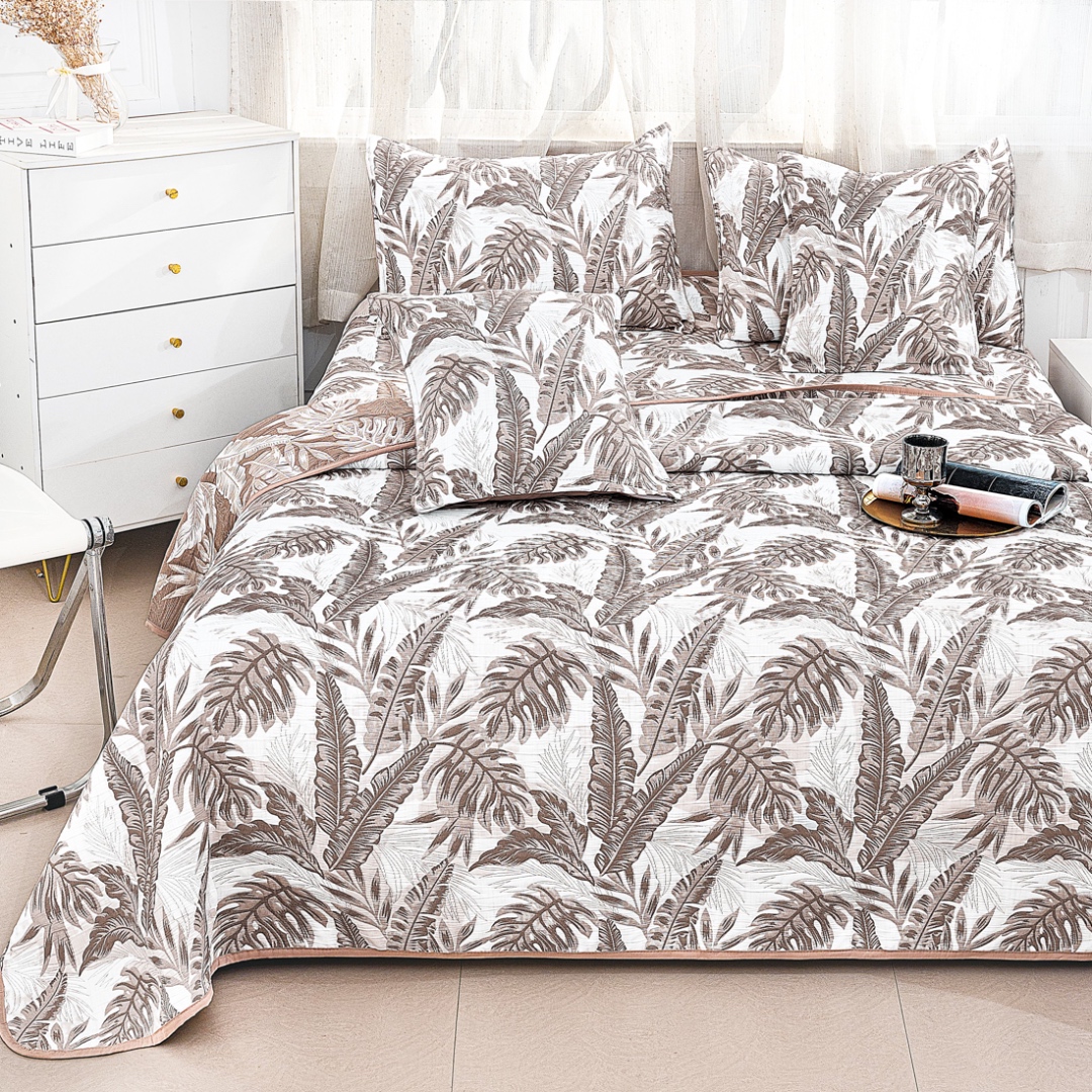 Cuvertura Pat Dublu, Bumbac cu In, Model Brodat Direct in Tesatura, 230x250 cm, 2 fete de perna 52x72cm, 2 fete de perna 46x46cm, Alb, Bej, Frunze