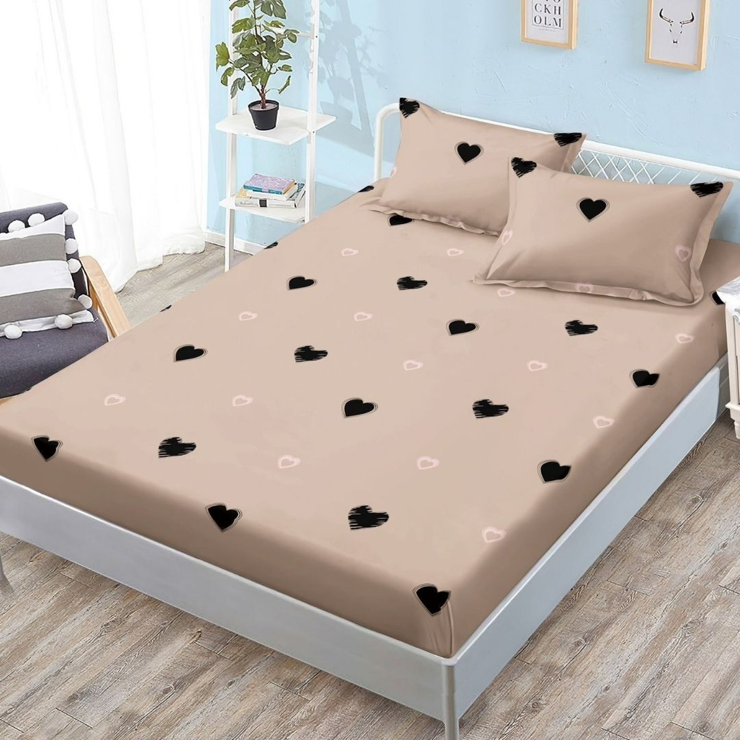 Cearsaf cu Elastic, Bumbac Satinat, 180x200 cm + 2 Fete de Perna 50x70 cm, Maro, Inimioare