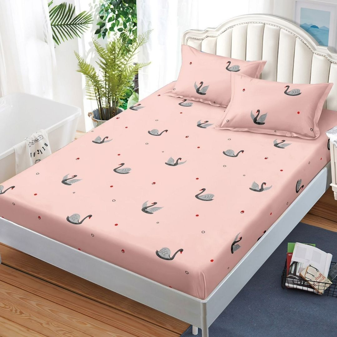 Cearsaf cu Elastic, Bumbac Satinat, 180x200 cm + 2 Fete de Perna 50x70 cm, Roz, Lebede