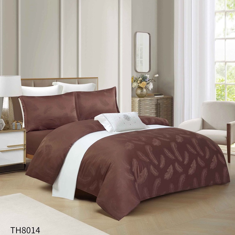 Lenjerie de Pat Dublu, Jacquard Finetat – 4 Piese, Luciu Satinat Rafinat si Confort Premium, Maro