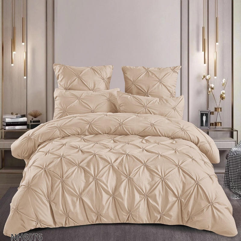 Lenjerie Pat Dublu, Premium,  Finet cu Pliuri Brodate, cu Elastic, 6 Piese, Nesifonabila si Durabila, Bej light