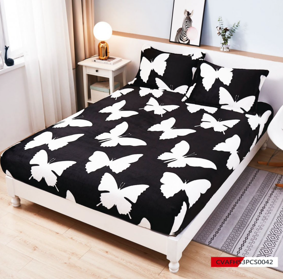 Cearsaf cu Elastic Cocolino 180x200cm si 2 fete de perna 50x70cm, Negru, Fluturi Albi
