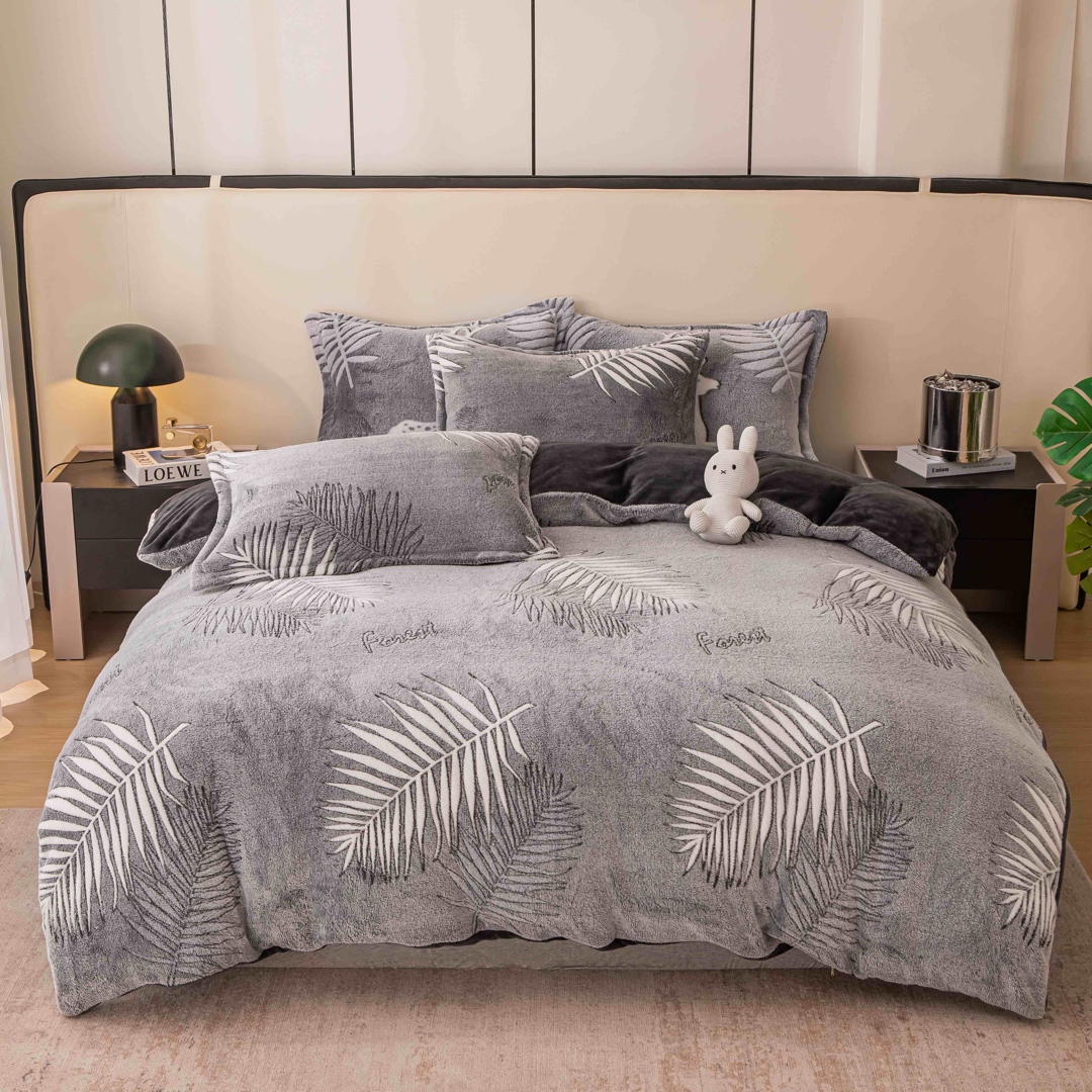 Lenjerie pat dublu, Super Pufoasa COCOLINO,cu ELASTIC, 4 piese, Jojo Home, Gri, Frunze