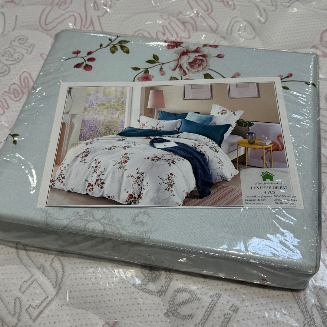OUTLET-Resigilat - Lenjerie 4 piese satinata