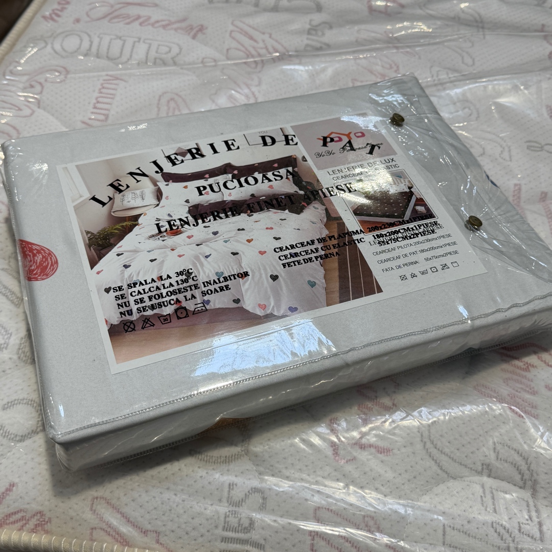 OUTLET-Resigilat - Lenjerie 6 piese satinata