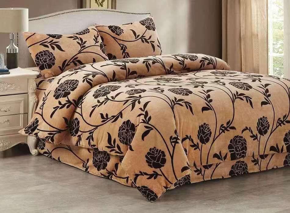 Lenjerie pentru Pat Dublu, Cocolino Premium, 4 Piese – Plusata, Groasa, si Calduroasa, Ideala pentru Iarna –  Confort Maxim, Antisifonare, Mustar, Flori