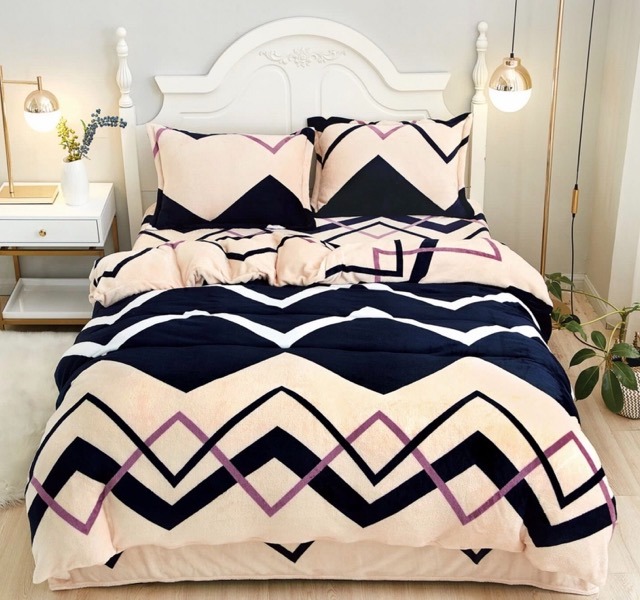 Lenjerie pentru Pat Dublu, Cocolino Premium, 4 Piese – Plusata, Groasa, si Calduroasa, Ideala pentru Iarna –  Confort Maxim, Antisifonare, Crem, Bleumarin, Zig-Zag