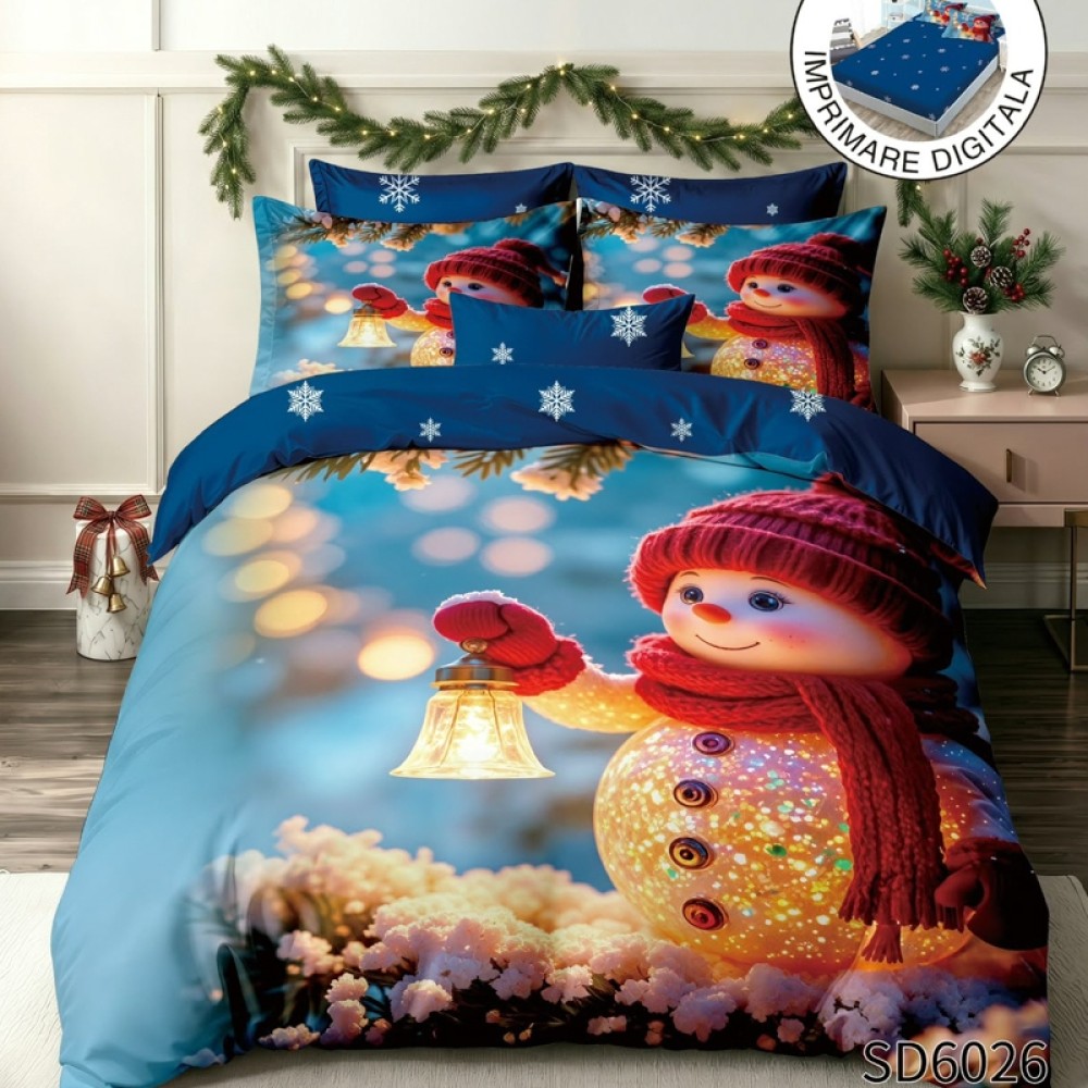 Lenjerie pat dublu, FINET, Imprimeu Digital 5D - Identic cu poza, Cu ELASTIC, 6 piese, Bleu, Om de Zapada cu Felinar