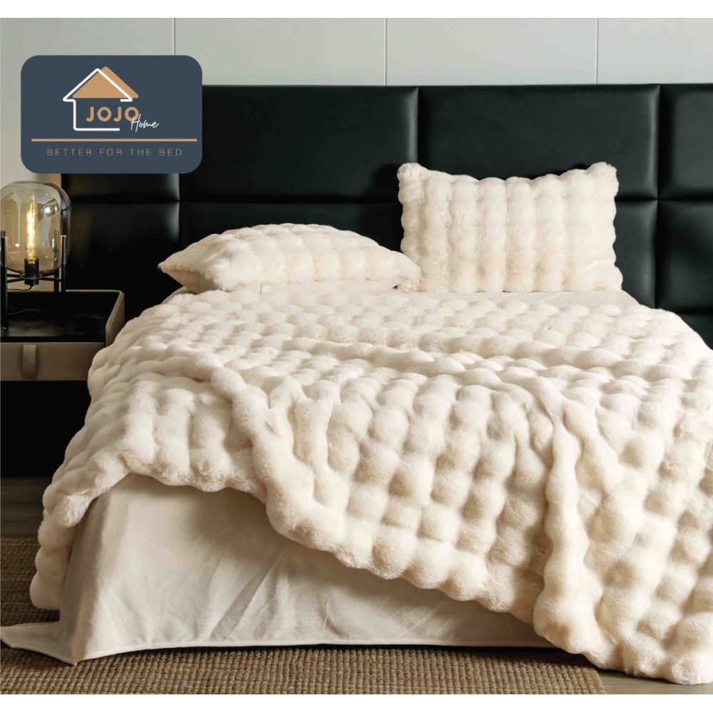 Lenjerie Luxury Pat Dublu, Jojo Home, ExtraPufoasa, din Blanita Artificiala tip Iepure, 6 piese, Crem