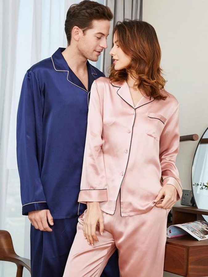Set pijamale pentru cuplu din Satin Somon-Bleumarin cu vipusca